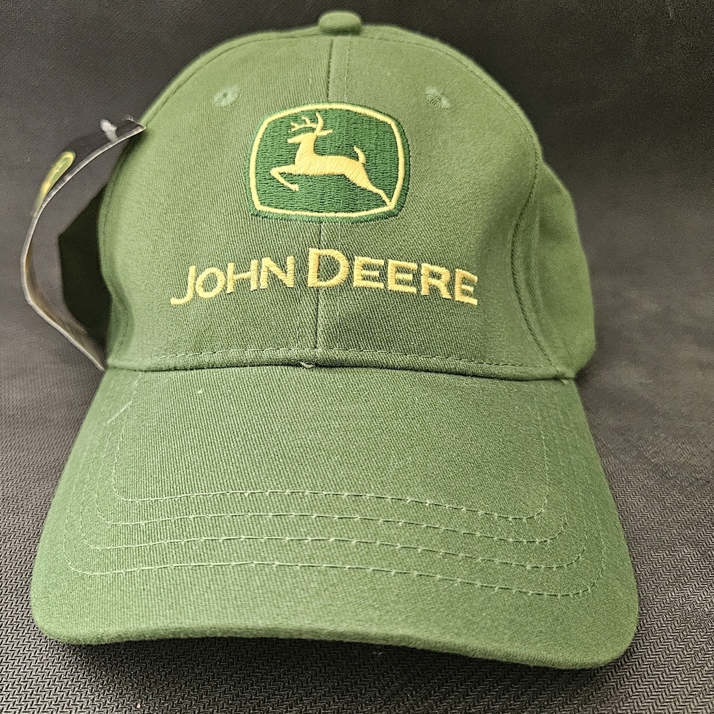 NWT Green John Deere Trademark Hat